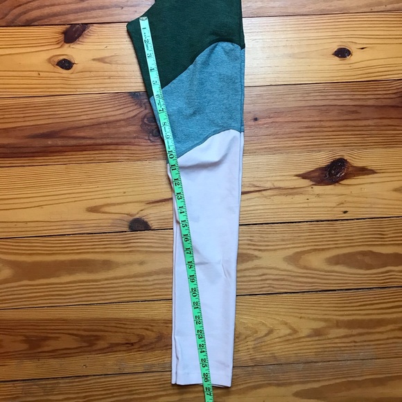 Outdoor Voices Tri-Tone Bra and Leggings, NWOT XS - Picture 13 of 16